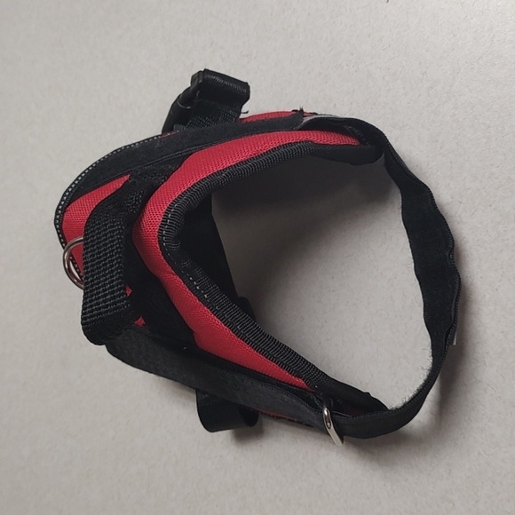 Dog Red And Black Harness - Picture 2 of 6